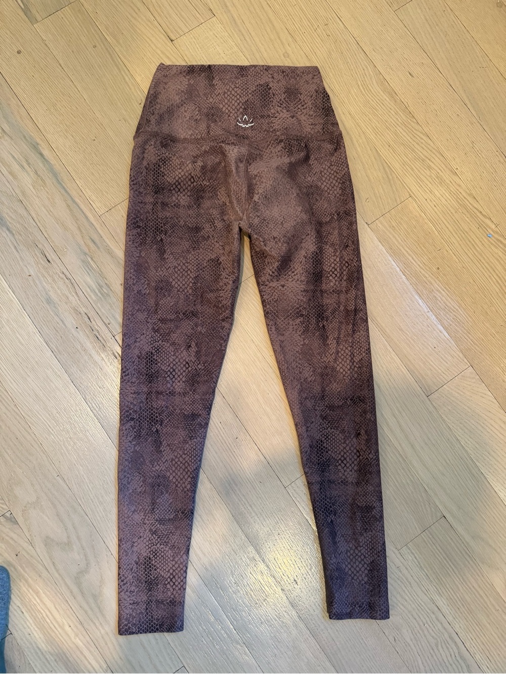 Caught in the Midi Leggings